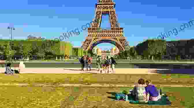 Eiffel Tower City Walks: Paris: 50 Adventures On Foot